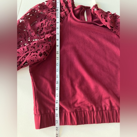 DOLAN Left Coast Collection Lace Puff Sleeve Top - Picture 9 of 9